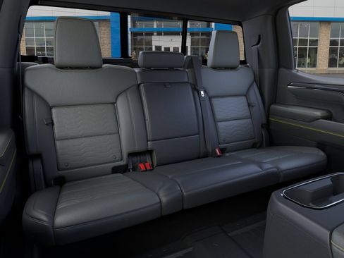 New 2026 Chevrolet Silverado 1500 ZR2 AWD/4WD image 17