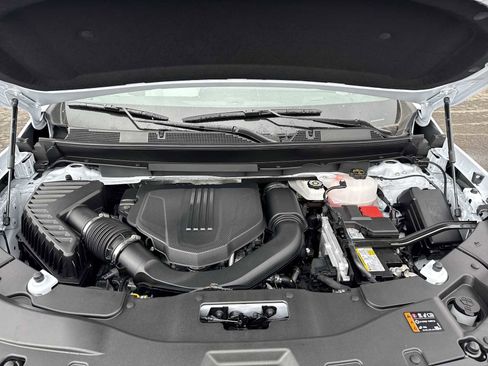 New 2026 Chevrolet Traverse High Country w/ LPO, Floor Liner Package FWD image 18