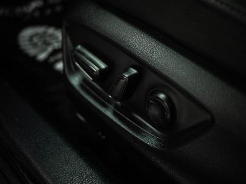 Used 2023 Toyota Camry SE image 15