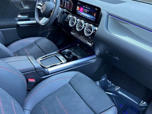 Used 2025 Mercedes-Benz GLA 250 image 31