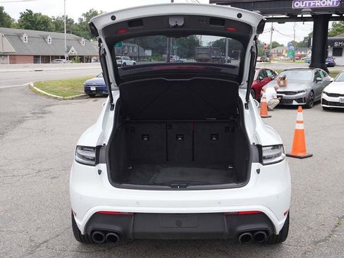 Used 2024 Porsche Macan GTS image 20