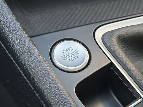 Used 2023 Volkswagen Jetta SEL image 24