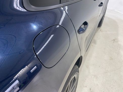 Used 2023 Porsche Macan Turbo image 31