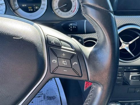 Used 2014 Mercedes-Benz GLK 350 4MATIC image 11