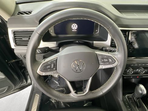 Used 2022 Volkswagen Atlas SE image 11