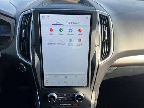 Used 2024 Ford Edge SEL image 21