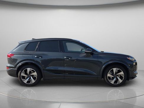 Used 2025 Audi Q6 e-tron Prestige w/ Black Warm Weather Package AWD/4WD image 8
