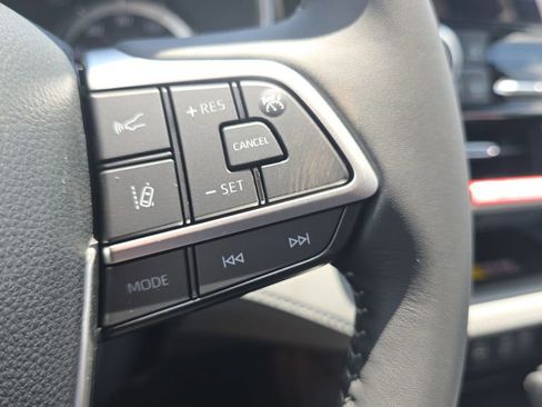 New 2026 Toyota Highlander XLE AWD/4WD image 22