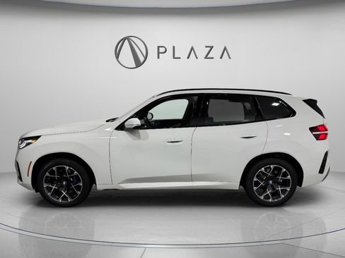 Used 2026 BMW X3 xDrive30 w/ M Sport Package image 3