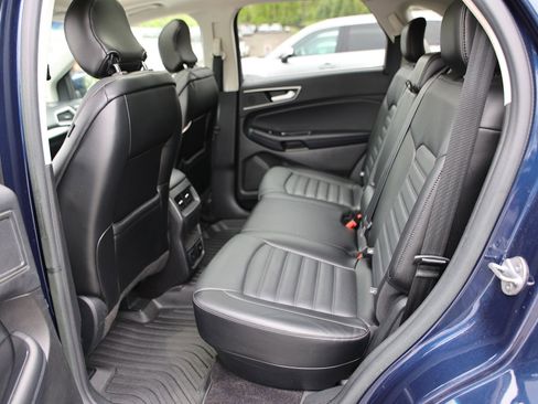 Used 2017 Ford Edge SEL w/ Equipment Group 201A AWD/4WD image 22