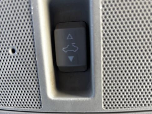 Used 2017 Nissan Altima 2.5 SL w/ Moonroof Package image 21