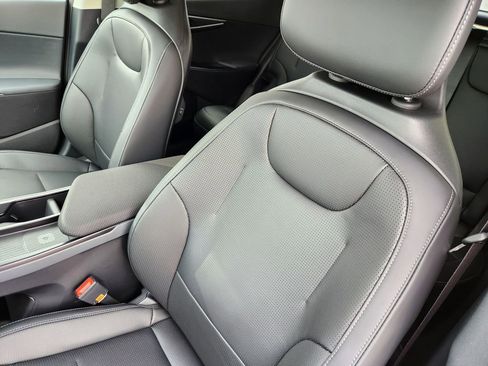 New 2025 Kia EV6 Wind image 9