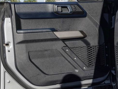 Used 2022 Ford Bronco Outer Banks image 19