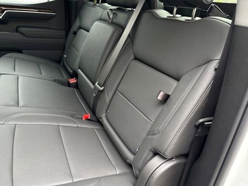 New 2026 GMC Sierra 1500 Elevation w/ Elevation Premium Package AWD/4WD image 5