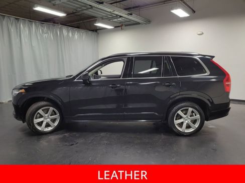 Used 2023 Volvo XC90 B5 Core AWD/4WD image 5