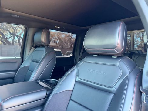 Used 2025 Ford F150 Raptor image 10