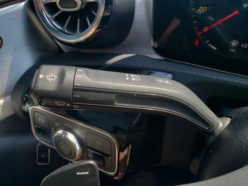 Used 2021 Mercedes-Benz A 220 4MATIC image 30
