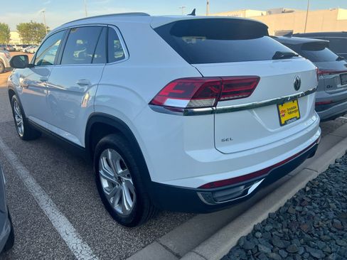 Used 2020 Volkswagen Atlas Cross Sport SEL AWD/4WD image 4