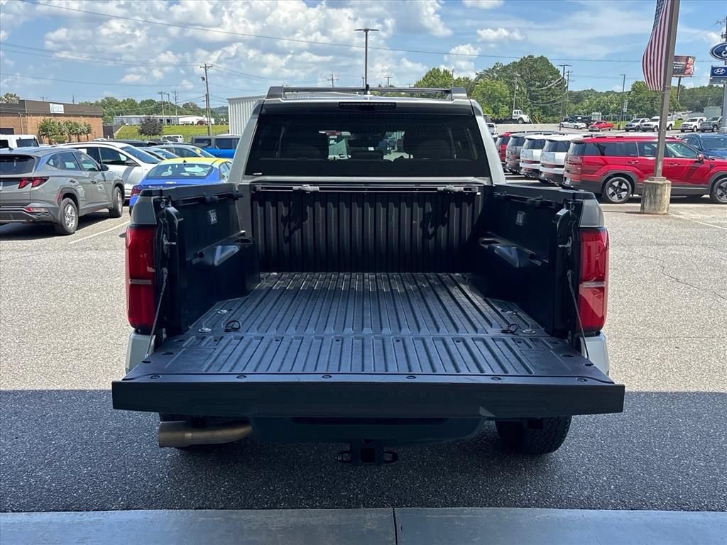Used 2024 Toyota Tacoma TRD Off-Road AWD/4WD image 3