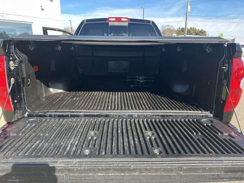 Used 2014 Toyota Tundra SR5 image 28