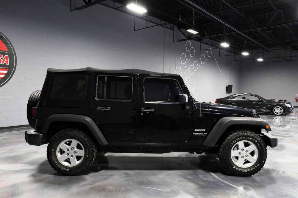 Used 2017 Jeep Wrangler Unlimited Sport w/ Quick Order Package 24S AWD/4WD image 8