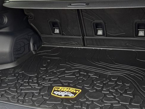 Certified 2026 Subaru Forester Wilderness AWD/4WD image 9