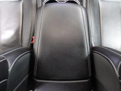 Used 2023 Jeep Grand Cherokee Limited w/ Black Appearance Package image 20