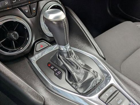 Used 2019 Chevrolet Camaro LT image 12
