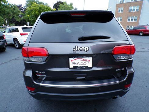 Used 2019 Jeep Grand Cherokee Limited AWD/4WD image 4