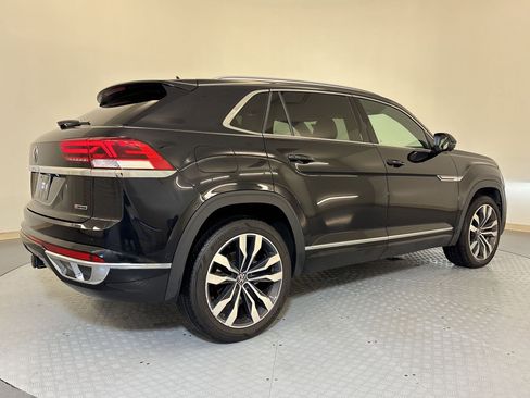 Used 2022 Volkswagen Atlas Cross Sport SEL Premium R-Line image 9
