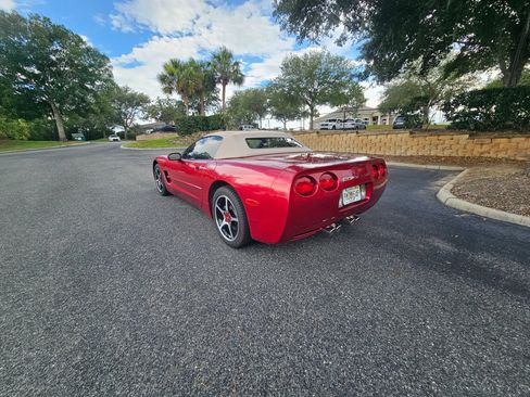 Used 2000 Chevrolet Corvette Convertible w/ Memory Pkg RWD image 12