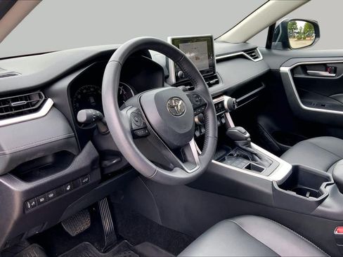 Certified 2025 Toyota RAV4 XLE Premium w/ Weather Package AWD/4WD image 18