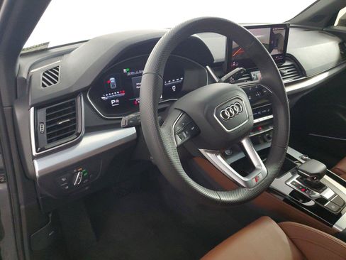 Used 2024 Audi Q5 2.0T Premium Plus w/ Premium Plus Package AWD/4WD image 23