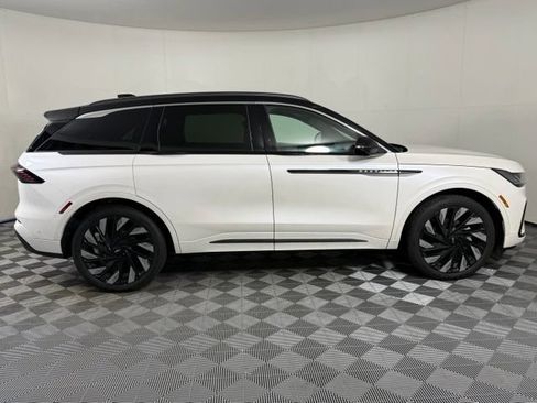 Used 2024 Lincoln Nautilus Black Label w/ Jet Appearance Package (87T) AWD/4WD image 9
