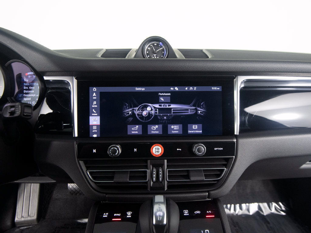 Certified 2026 Porsche Macan S AWD/4WD image 25