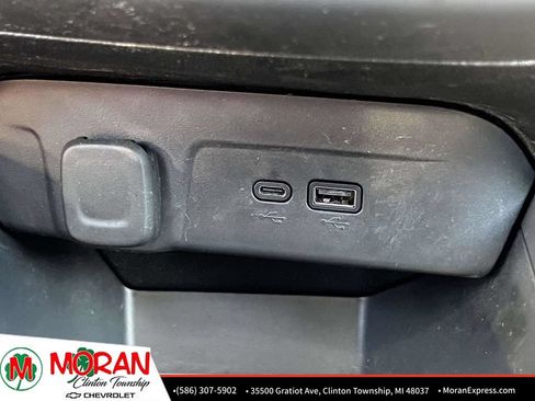 Certified 2024 Chevrolet Trax RS w/ Sunroof Package FWD image 26