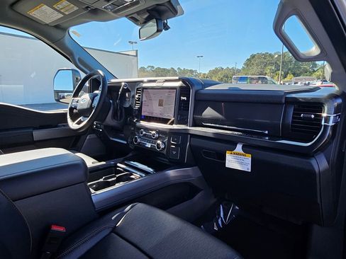 New 2026 Ford F250 Lariat w/ Black Appearance Package image 29