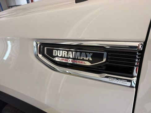 Used 2024 GMC Sierra 1500 Denali w/ Denali Reserve Package AWD/4WD image 4