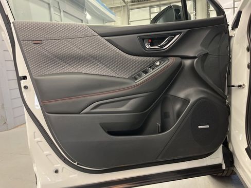 Used 2024 Subaru Forester Sport image 9