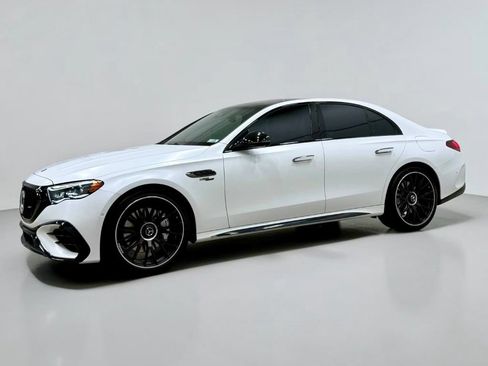 Used 2025 Mercedes-Benz E 53 AMG e 4MATIC Sedan image 16