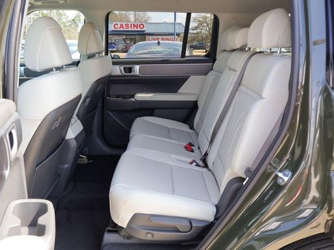 New 2026 Hyundai Santa Fe SEL image 9