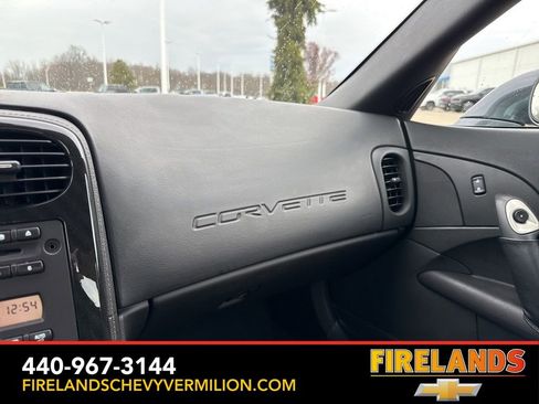 Used 2010 Chevrolet Corvette Coupe w/ 1LT image 21