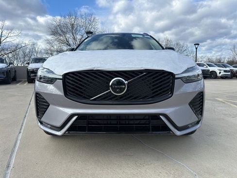 New 2026 Volvo XC60 B5 Plus w/ Climate Package image 2