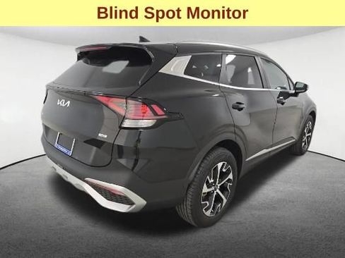 Used 2023 Kia Sportage EX AWD/4WD image 5