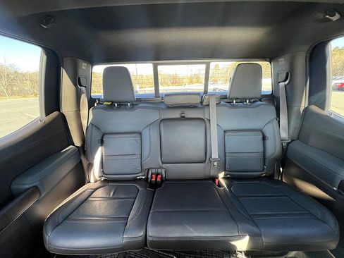 Used 2022 GMC Sierra 1500 Denali w/ Denali Premium Package image 20