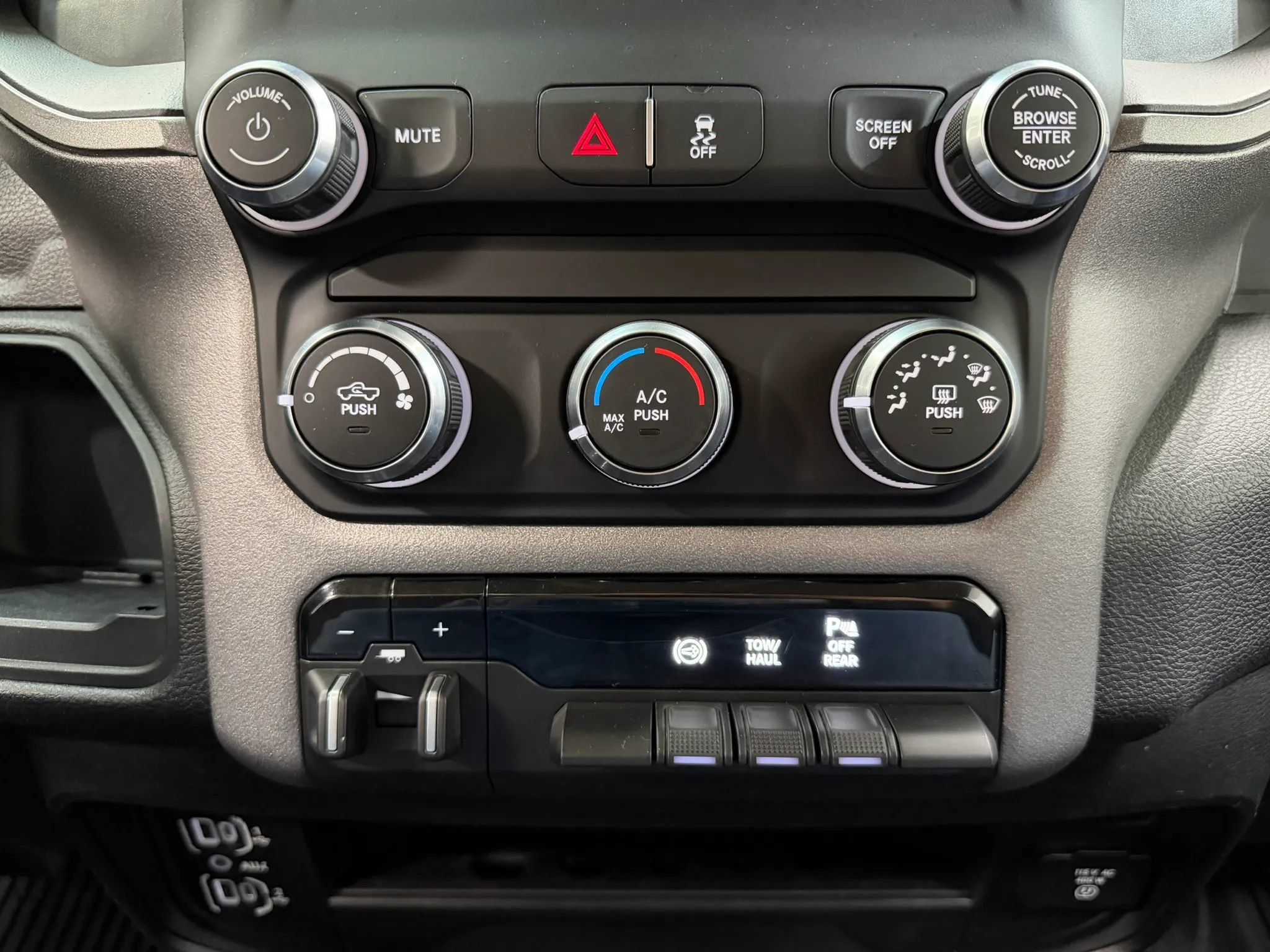 Used 2020 RAM 3500 Tradesman AWD/4WD image 22