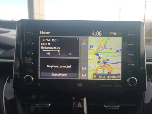 Used 2020 Toyota Corolla XSE image 29