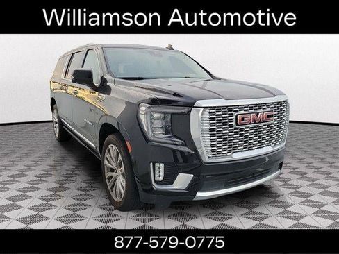 Used 2023 GMC Yukon XL Denali AWD/4WD image 1