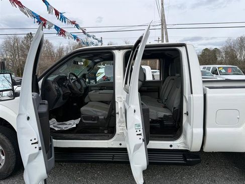Used 2011 Ford F250 XLT image 13