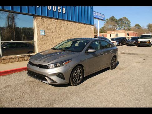 Used 2024 Kia Forte LXS image 1